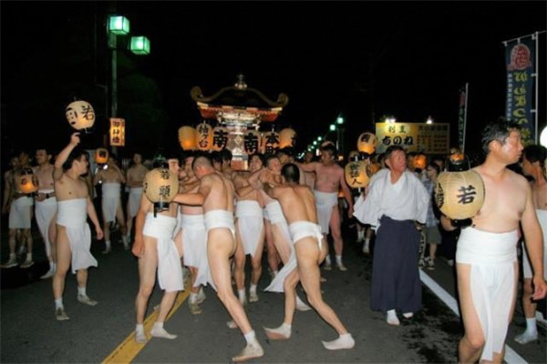 常陸大宮の裸祭り