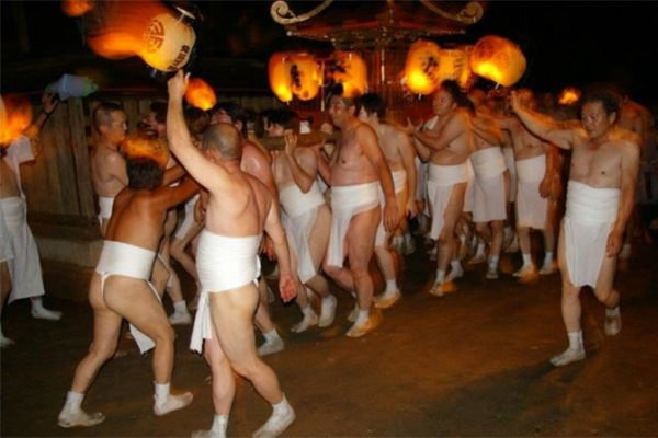 常陸大宮の裸祭り